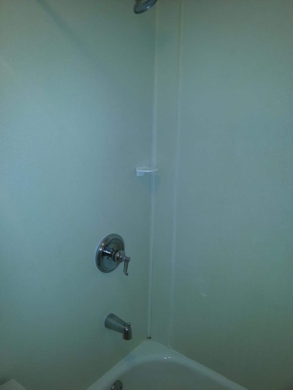 Shower, hair dryer (on request)