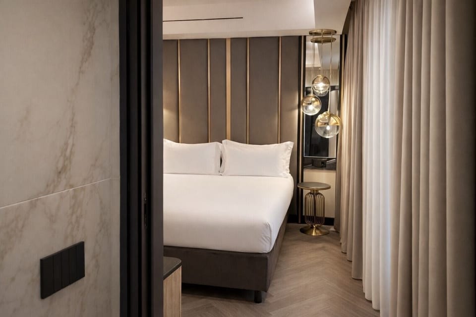Deluxe Room | Premium bedding, down comforters, minibar, in-room safe