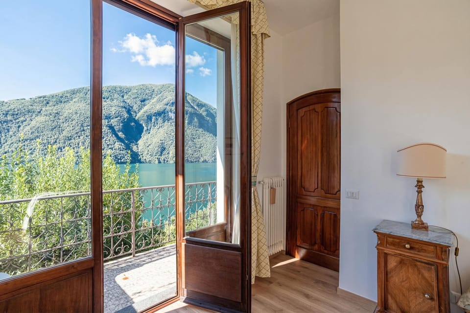 Family Townhome, Multiple Bedrooms, 2 Bathrooms, Mountainside (Il Tentione) | Balcony