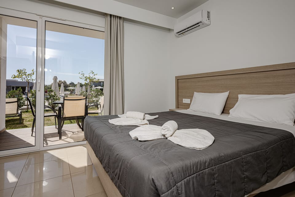 Family Apartment | In-room safe, free WiFi, bed sheets