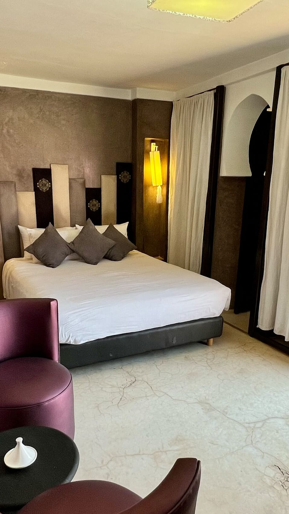 Deluxe Suite | Individually decorated, soundproofing, free WiFi