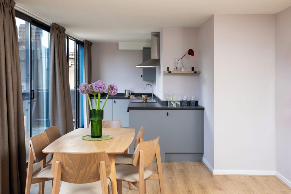 Private kitchenette