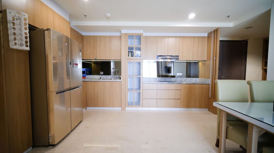 Apartment | Private kitchen | Full-size fridge, stovetop