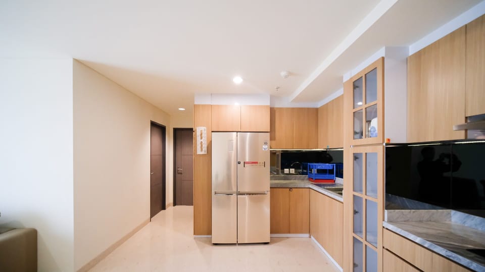 Apartment | Private kitchen | Full-size fridge, stovetop