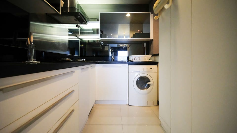 Apartment | Private kitchen | Full-size fridge, stovetop