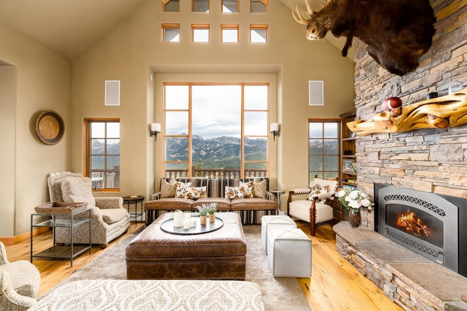 House, 4 Bedrooms | Living area