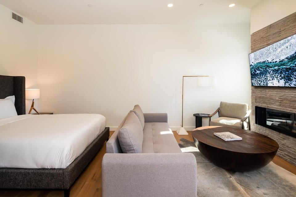 Condo, 1 Bedroom | 1 bedroom, individually decorated, individually furnished, free WiFi