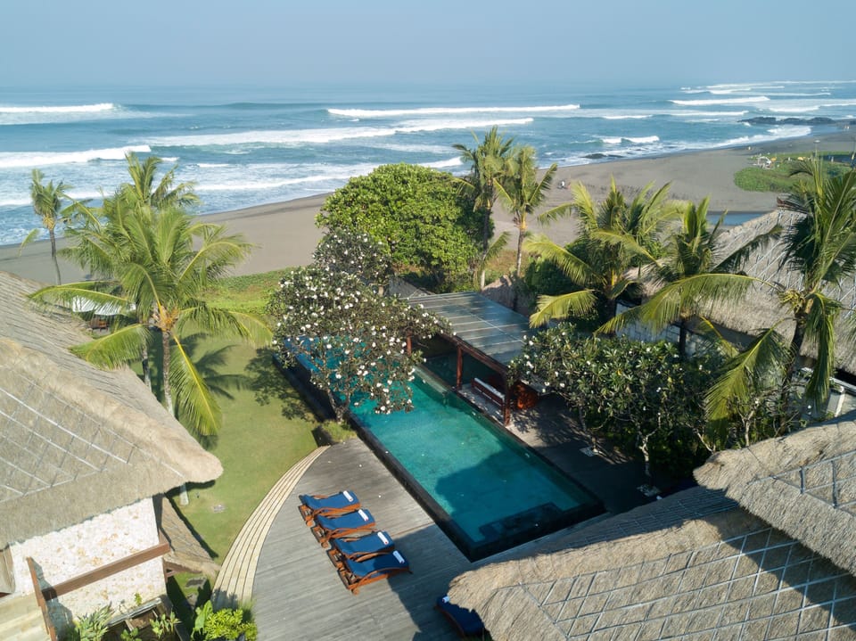 Beach/ocean view