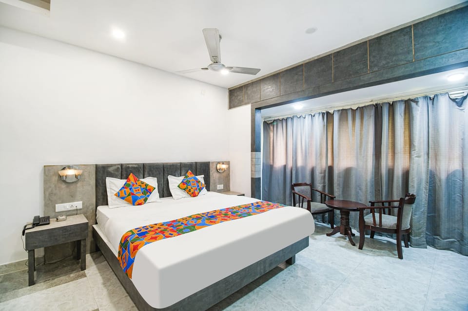 Deluxe Room | Egyptian cotton sheets, premium bedding, in-room safe, free WiFi