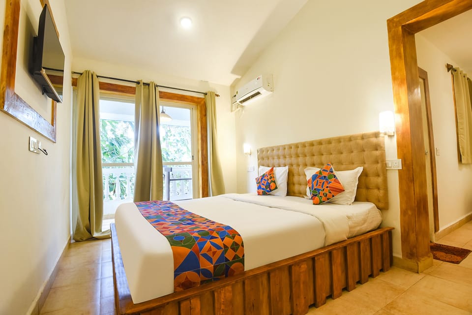 Egyptian cotton sheets, premium bedding, in-room safe, free WiFi