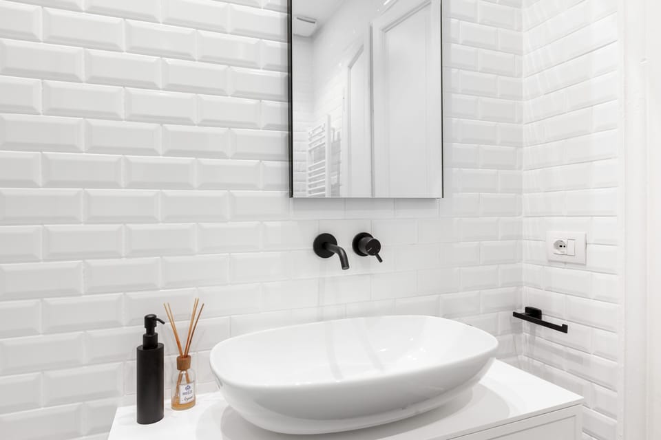 Family Apartment | Bathroom | Shower, rainfall showerhead, hair dryer, bidet