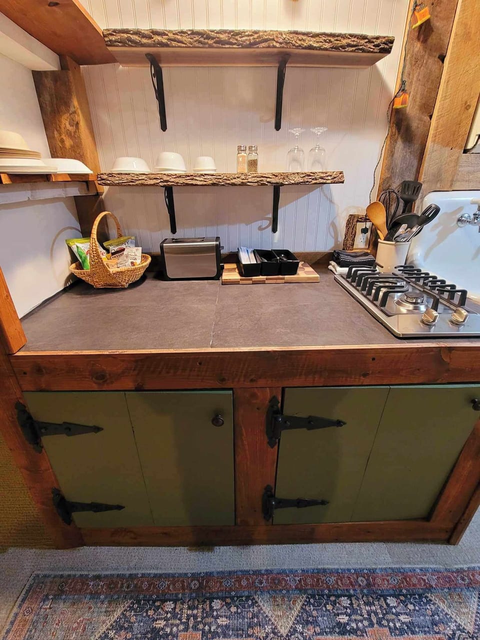 Signature Apartment | Private kitchenette | Fridge, microwave, espresso maker, coffee/tea maker