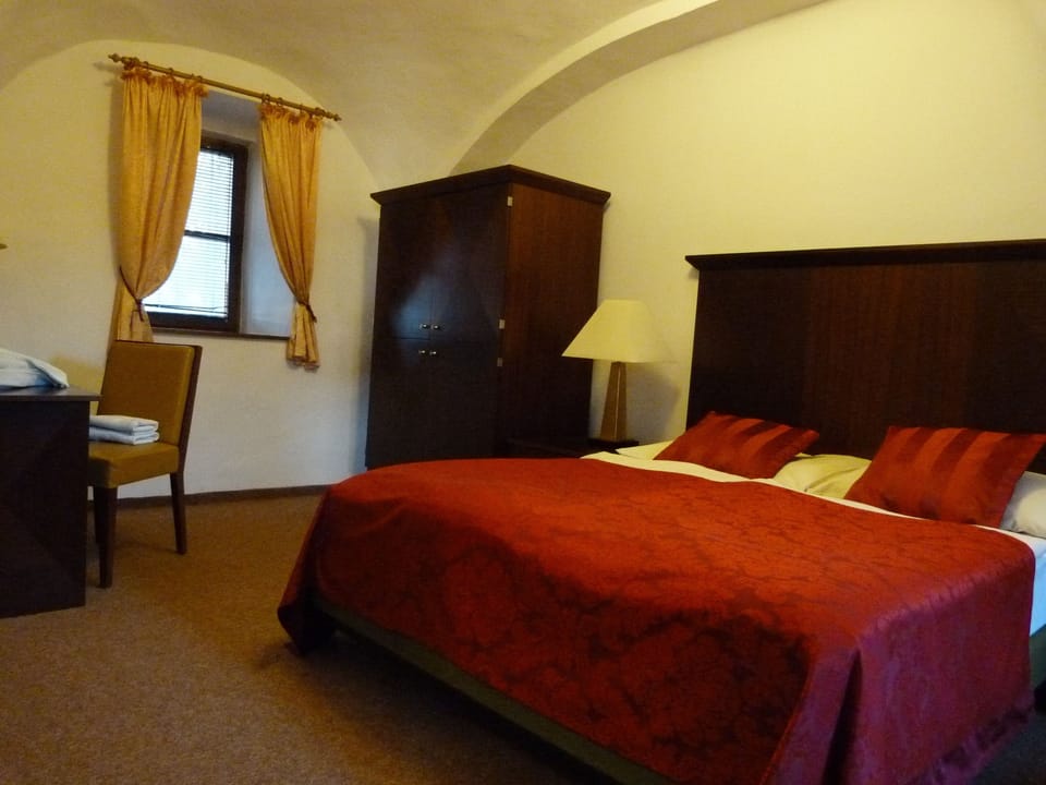Standard Double or Twin Room, 1 Bedroom | In-room safe, free WiFi, bed sheets