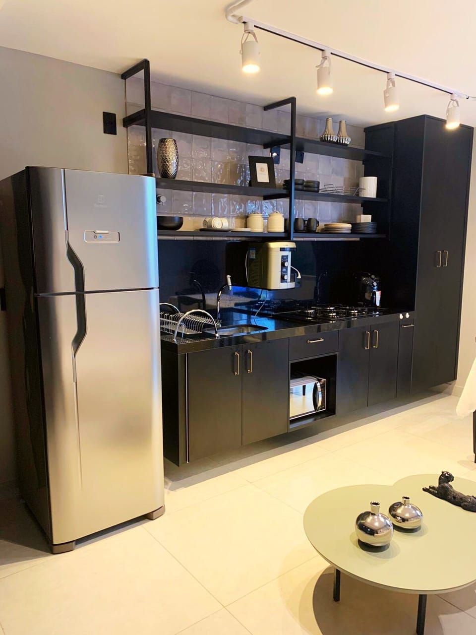 Apartment | Private kitchen | Mini-fridge, microwave, blender, coffee grinder