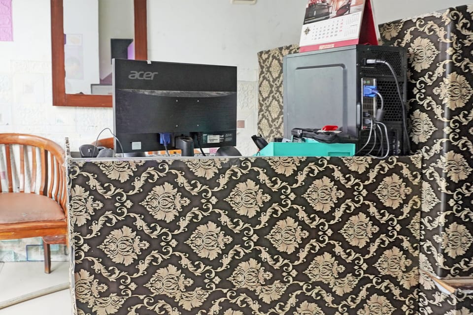 OYO Life 92962 Apartement Sentraland Karawang By Ratna Hotel in West Java