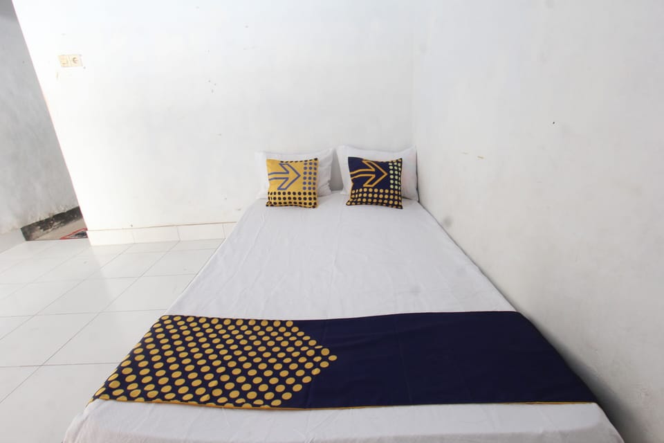 Deluxe Double Room | WiFi (free), bed sheets