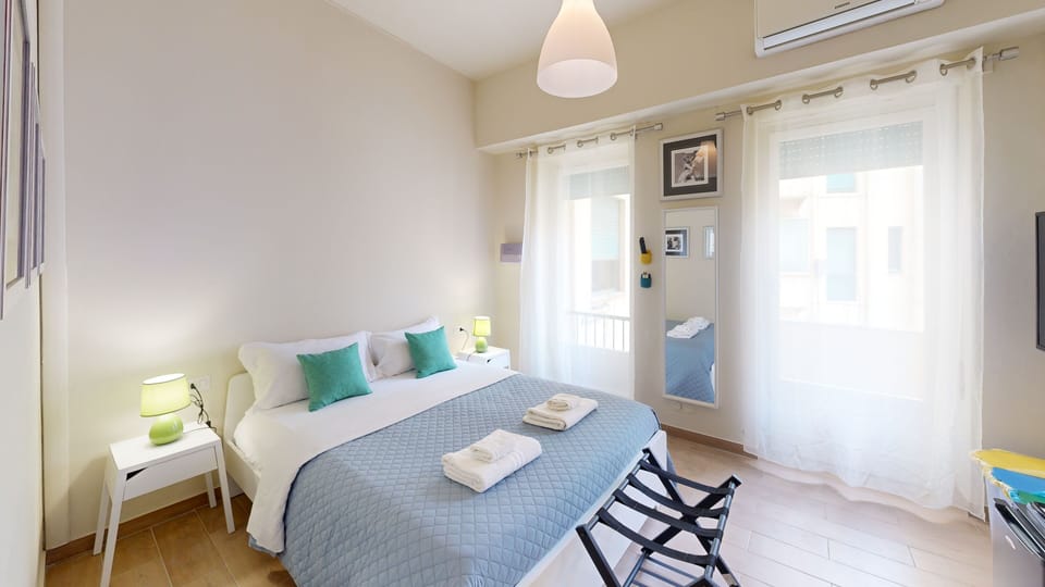 Standard Double Room | Individually furnished, soundproofing, iron/ironing board, free WiFi