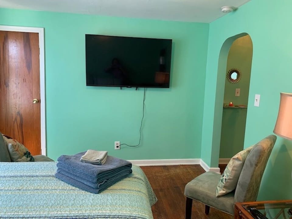 Apartment, 1 Bedroom | 1 bedroom, WiFi (free)