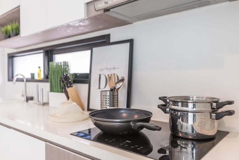 Luxury Villa | Private kitchen | Full-size fridge, microwave, stovetop, electric kettle