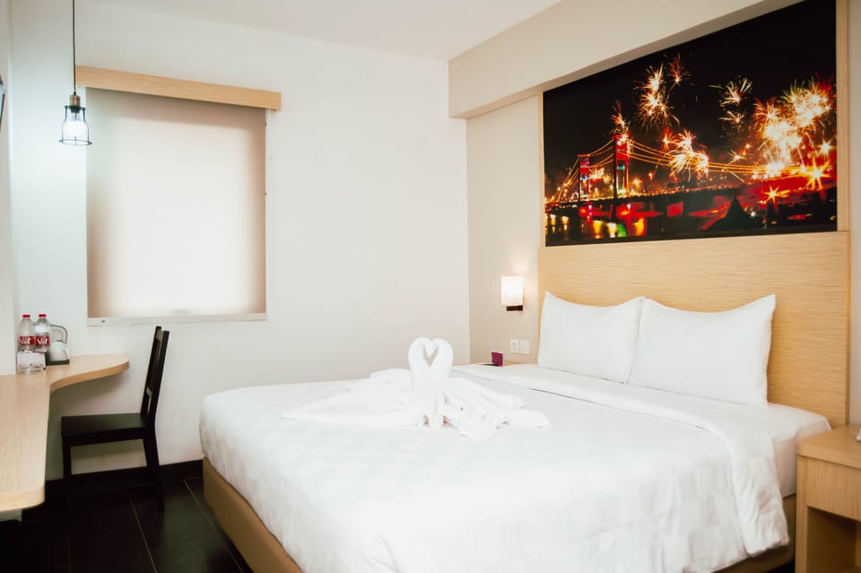 Deluxe Room, 1 Double Bed | Desk, laptop workspace, WiFi (free)