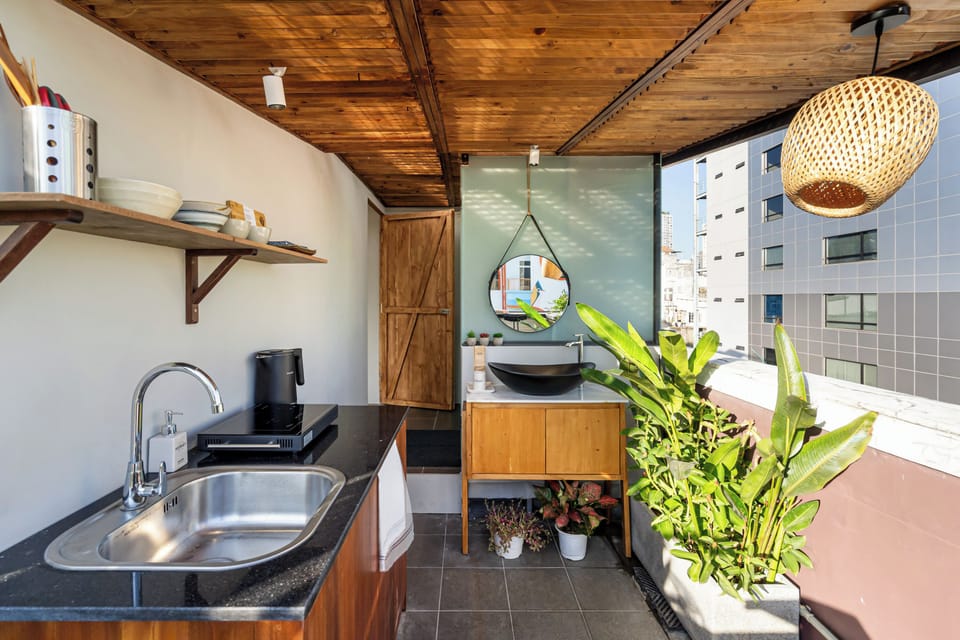 Private kitchenette