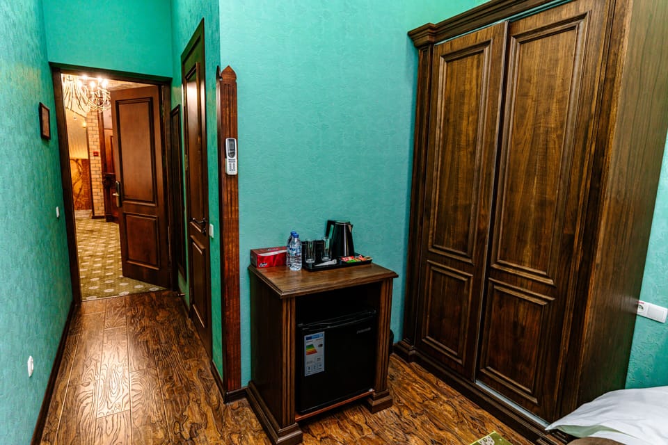 Classic Room | Desk, laptop workspace, soundproofing, iron/ironing board
