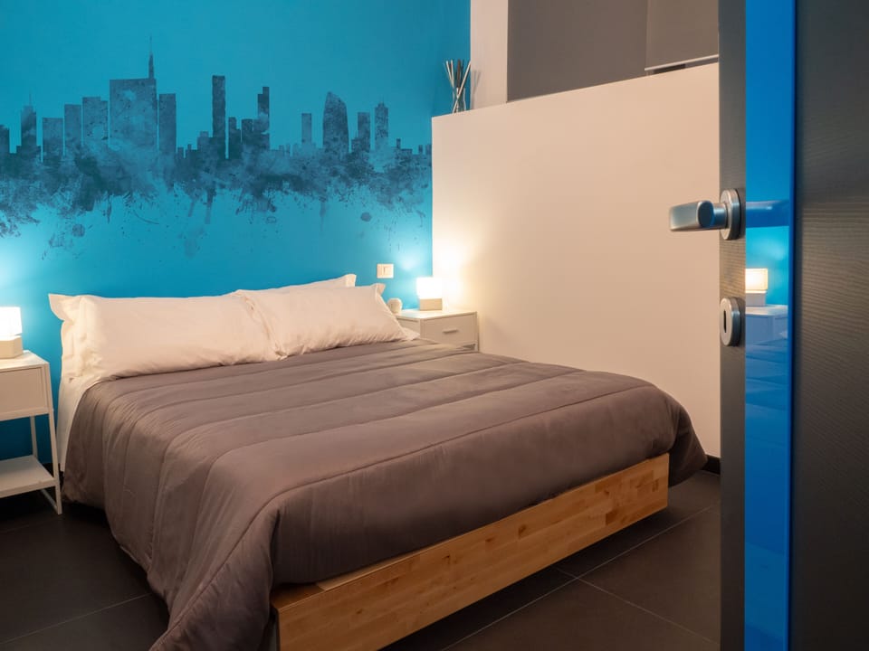Room | Free WiFi