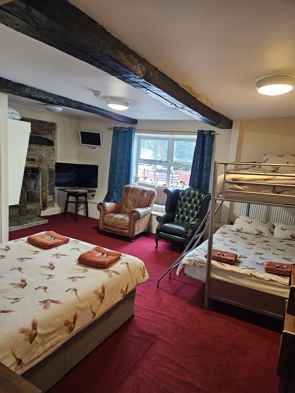 Basic Double Room, 6 Bedrooms | Premium bedding, memory foam beds, free minibar items, free WiFi