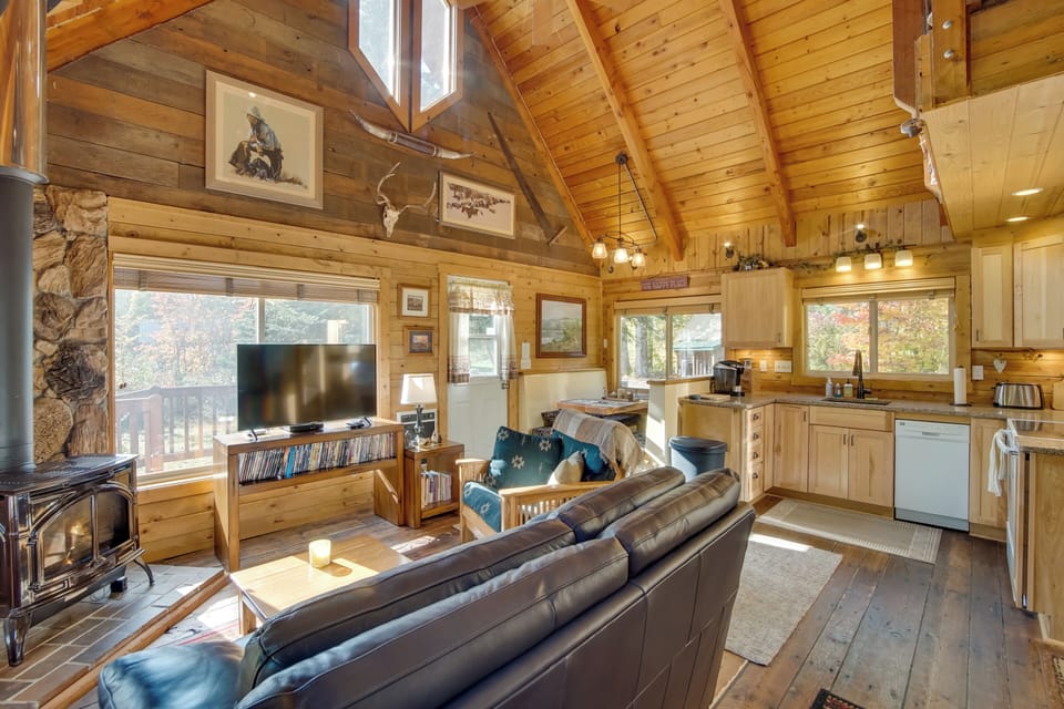 House (2 Bedrooms) | Interior