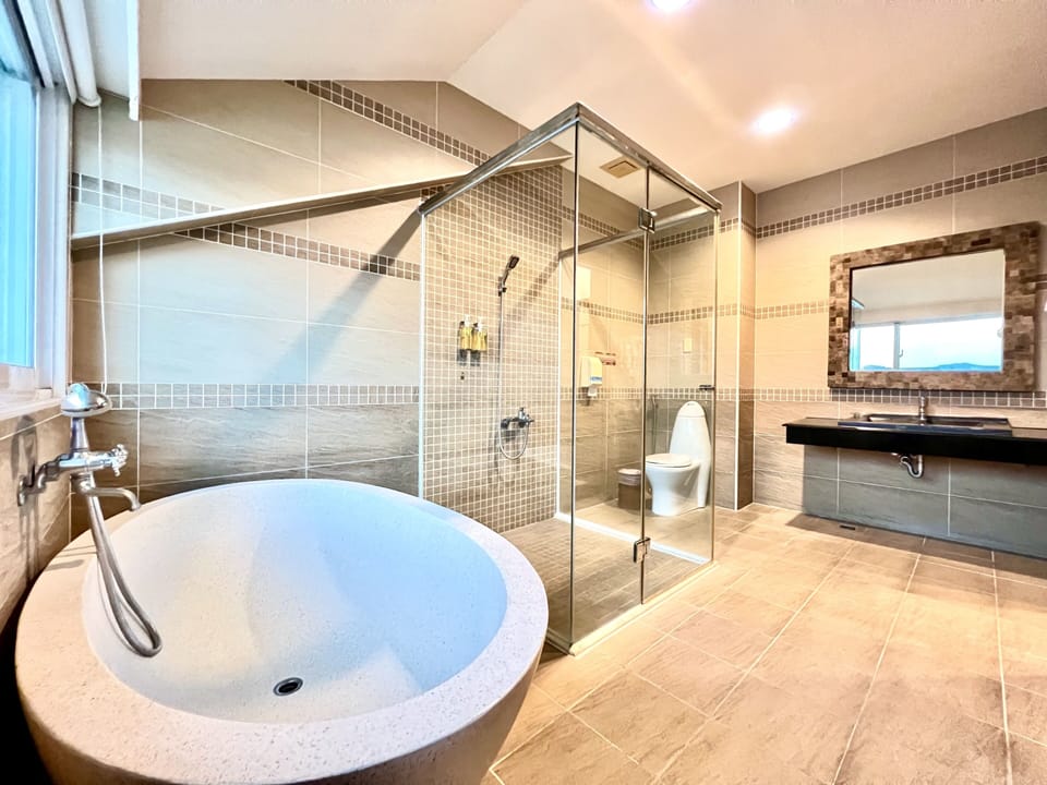 VIP Double Room, Bathtub | Bathroom | Free toiletries, hair dryer, slippers, towels
