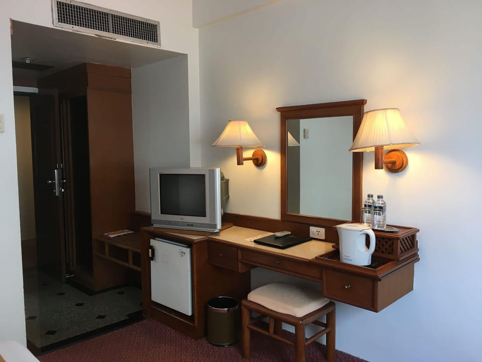 Desk, rollaway beds (surcharge), WiFi (free)