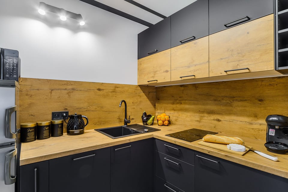 Apartment | Private kitchenette | Fridge, oven, stovetop, dishwasher