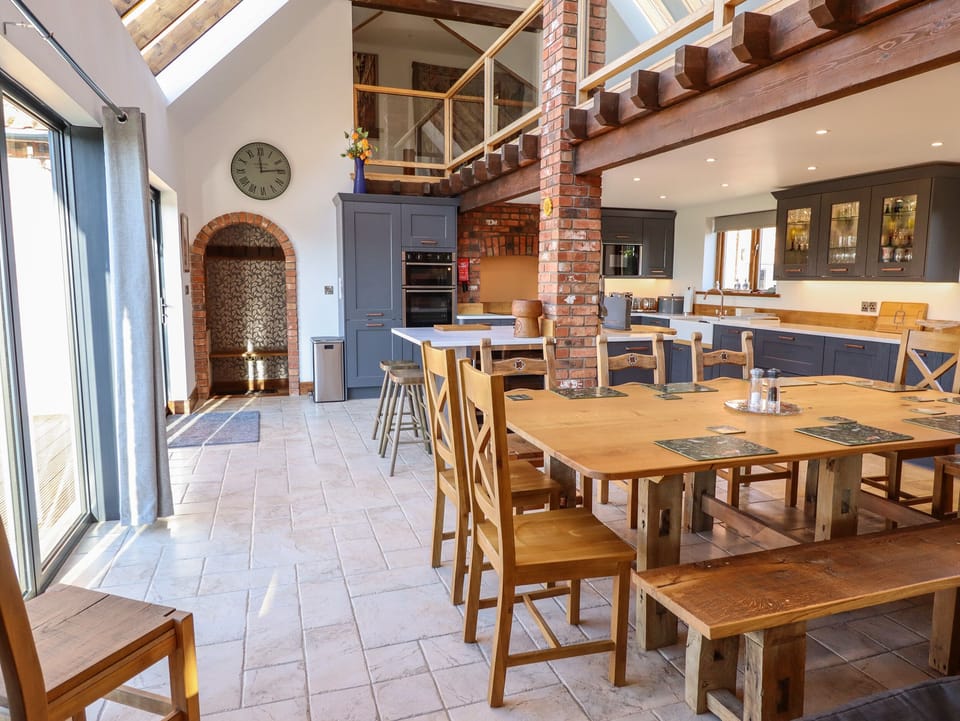 Cottage | Interior