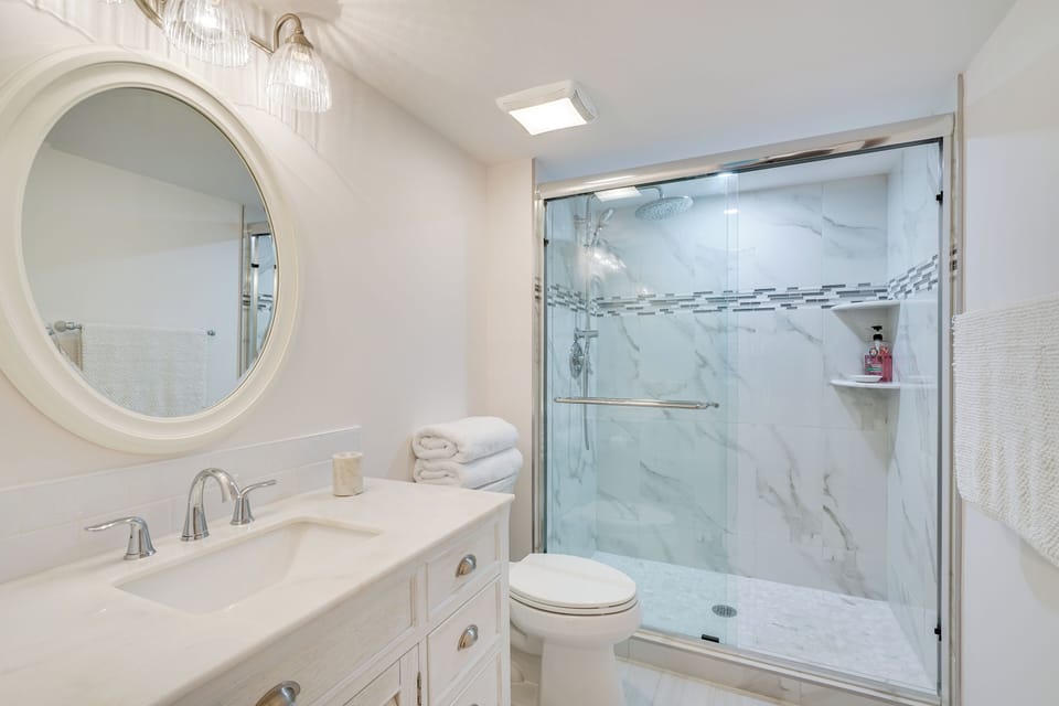 Bonita Springs Condo w/ Community Pool! Apartment in Bonita Springs