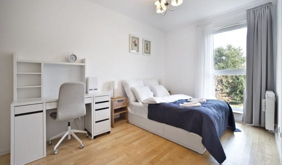 Ochota Bitwy Warszawskiej II Apartment in Warsaw