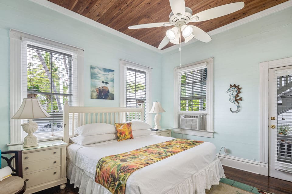 Classic Room, 1 King Bed, Ground Floor | Premium bedding, individually decorated, individually furnished