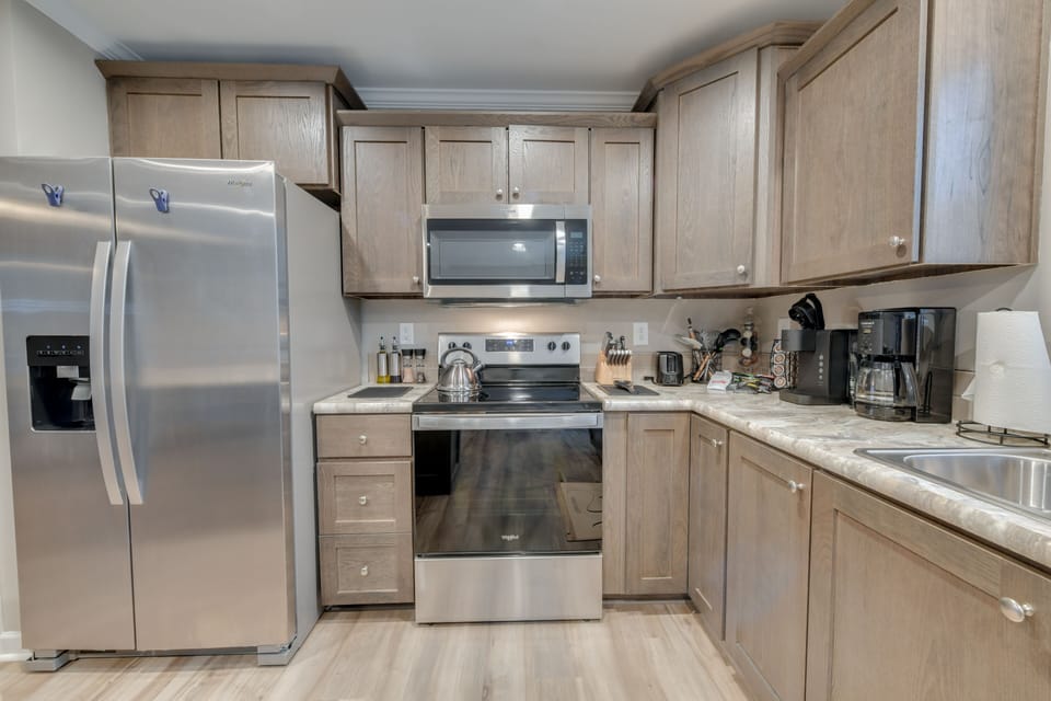 House (3 Bedrooms) | Interior