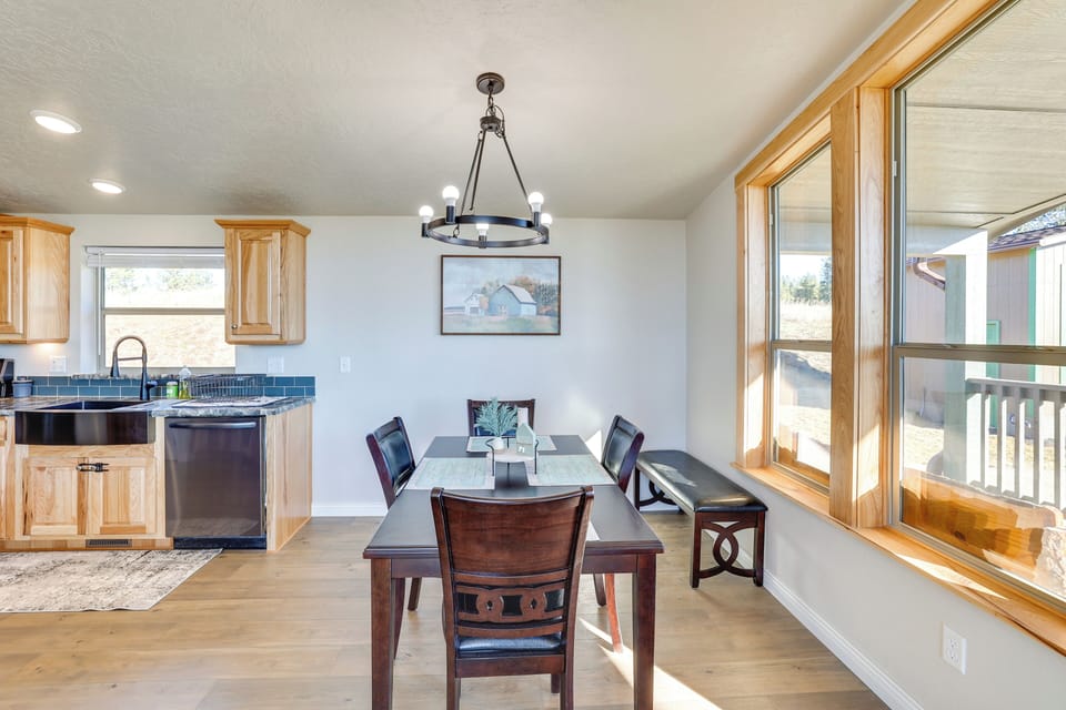 House (2 Bedrooms) | Interior
