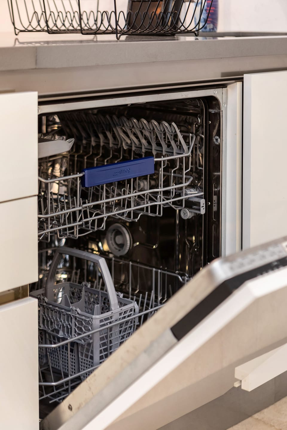 Premium Apartment, 1 Bedroom, Balcony, City View | Private kitchen | Full-size fridge, microwave, oven, stovetop