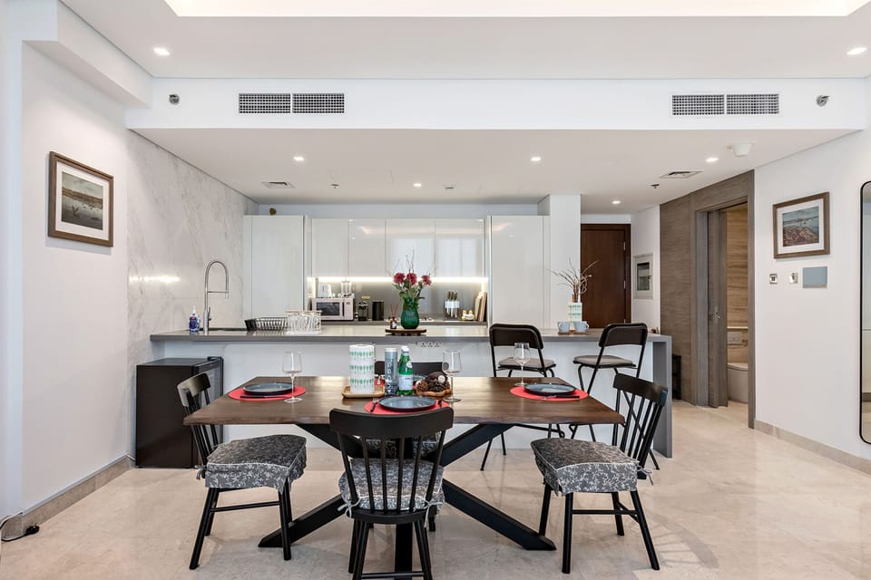 Premium Apartment, 1 Bedroom, Balcony, City View | Private kitchen | Full-size fridge, microwave, oven, stovetop