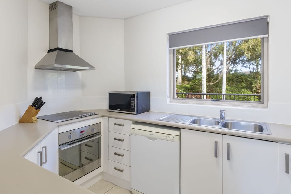 Apartment | Free WiFi, bed sheets