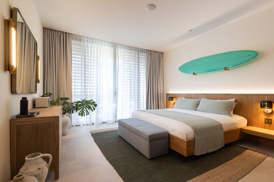 2 bedrooms, Egyptian cotton sheets, premium bedding, in-room safe