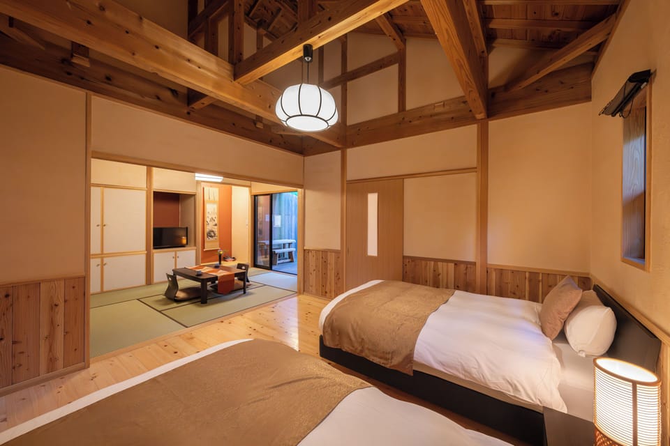 Standard Room | Down comforters, in-room safe, laptop workspace, WiFi (free)
