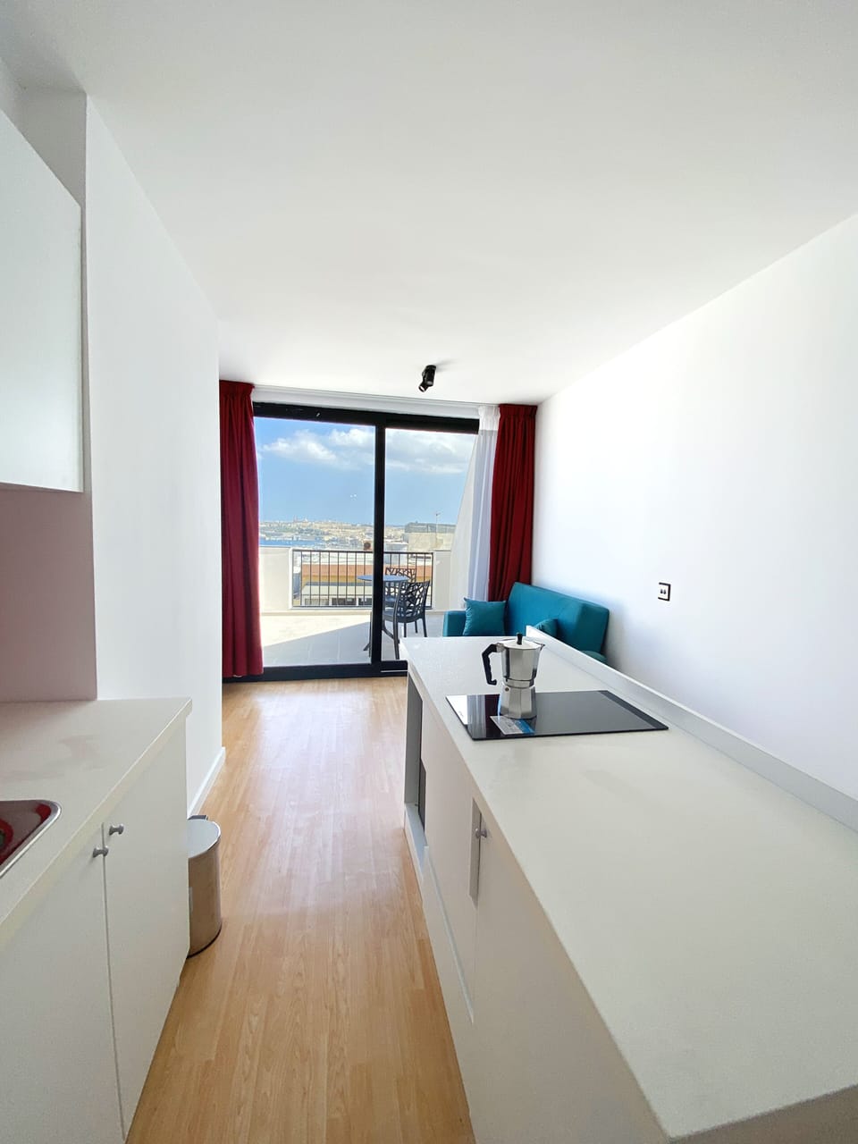 Executive Penthouse, Vision Accessible, Sea View | Private kitchen | Mini-fridge, microwave