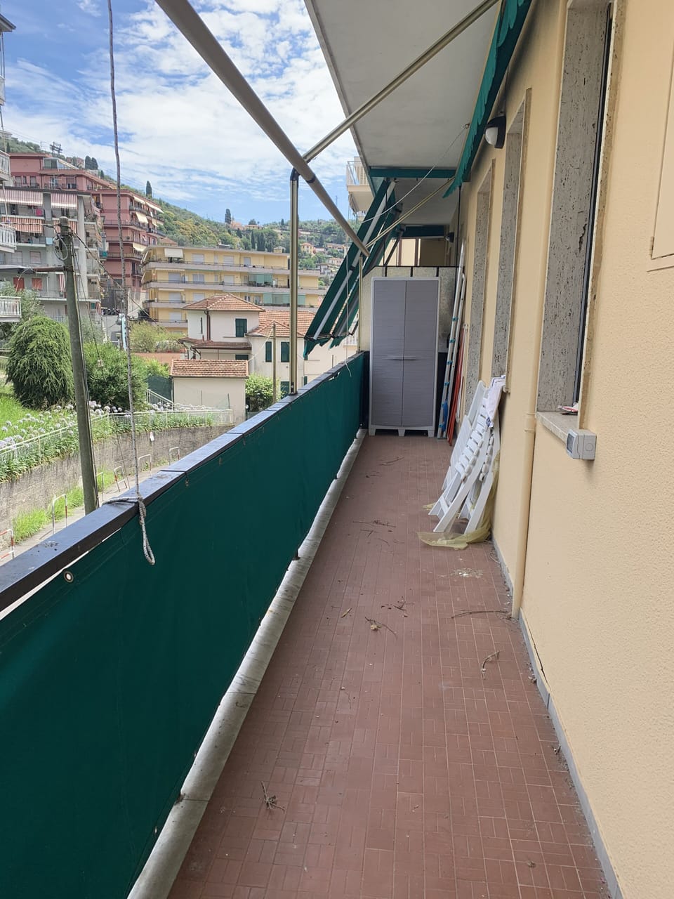 Basic Apartment | Terrace/patio
