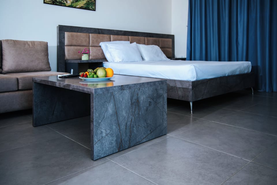 Superior Suite | Desk, WiFi (free)