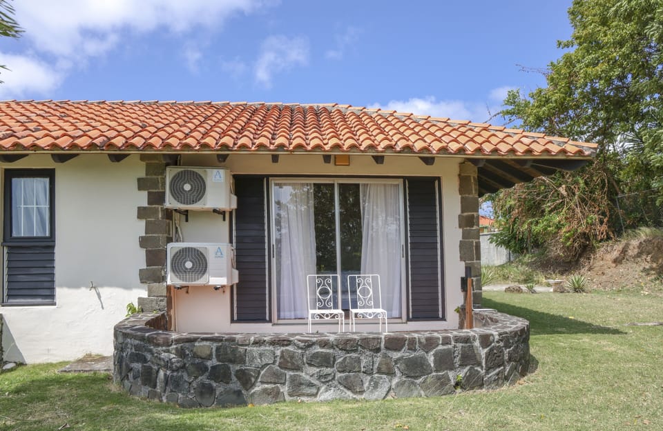Villa, 2 Bedrooms | Property grounds