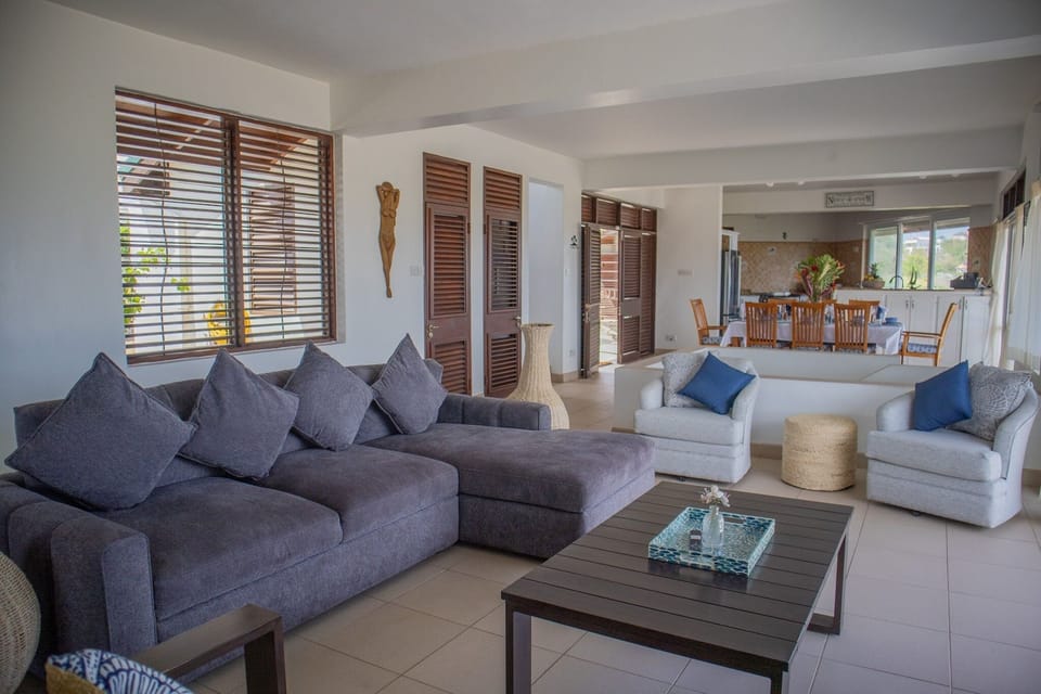 Villa, 3 Bedrooms | Living area