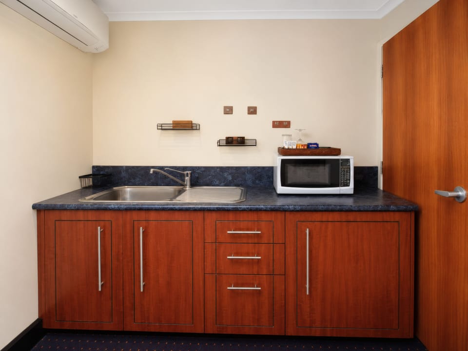 Coffee/tea maker, microwave, stovetop, electric kettle