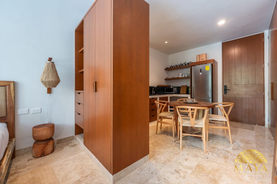 Luxury Condo | Wardrobe